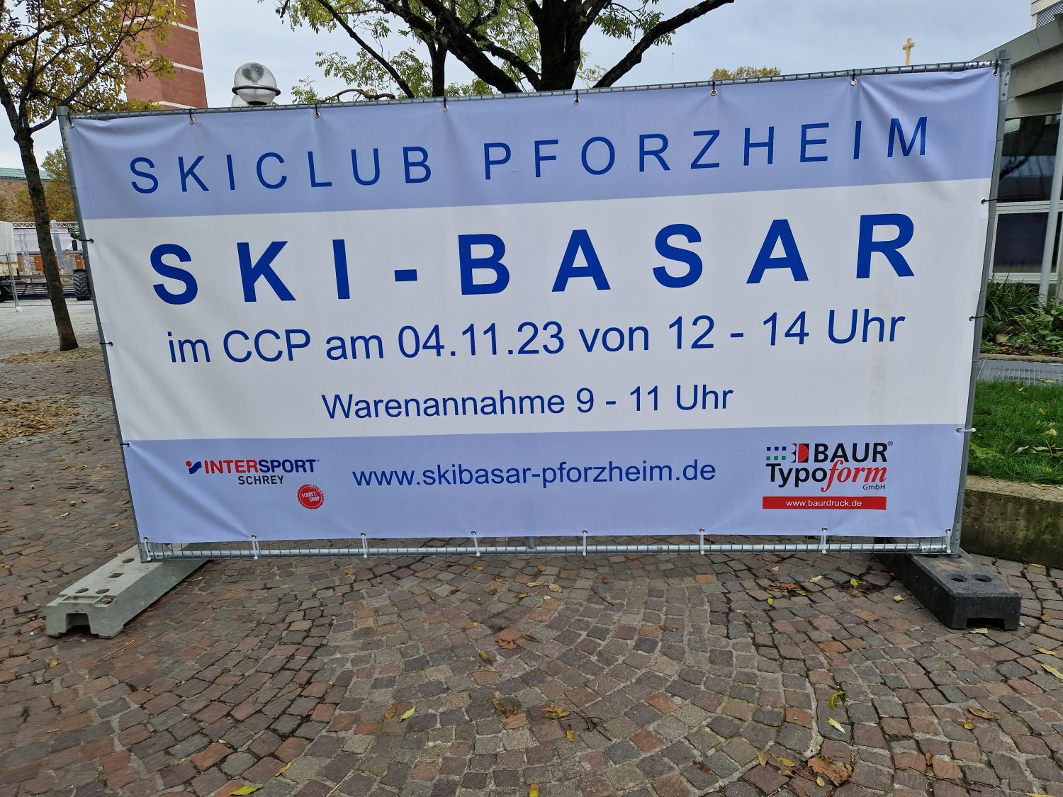 Großer Andrang bei Skibasar des Skiclub Pforzheim