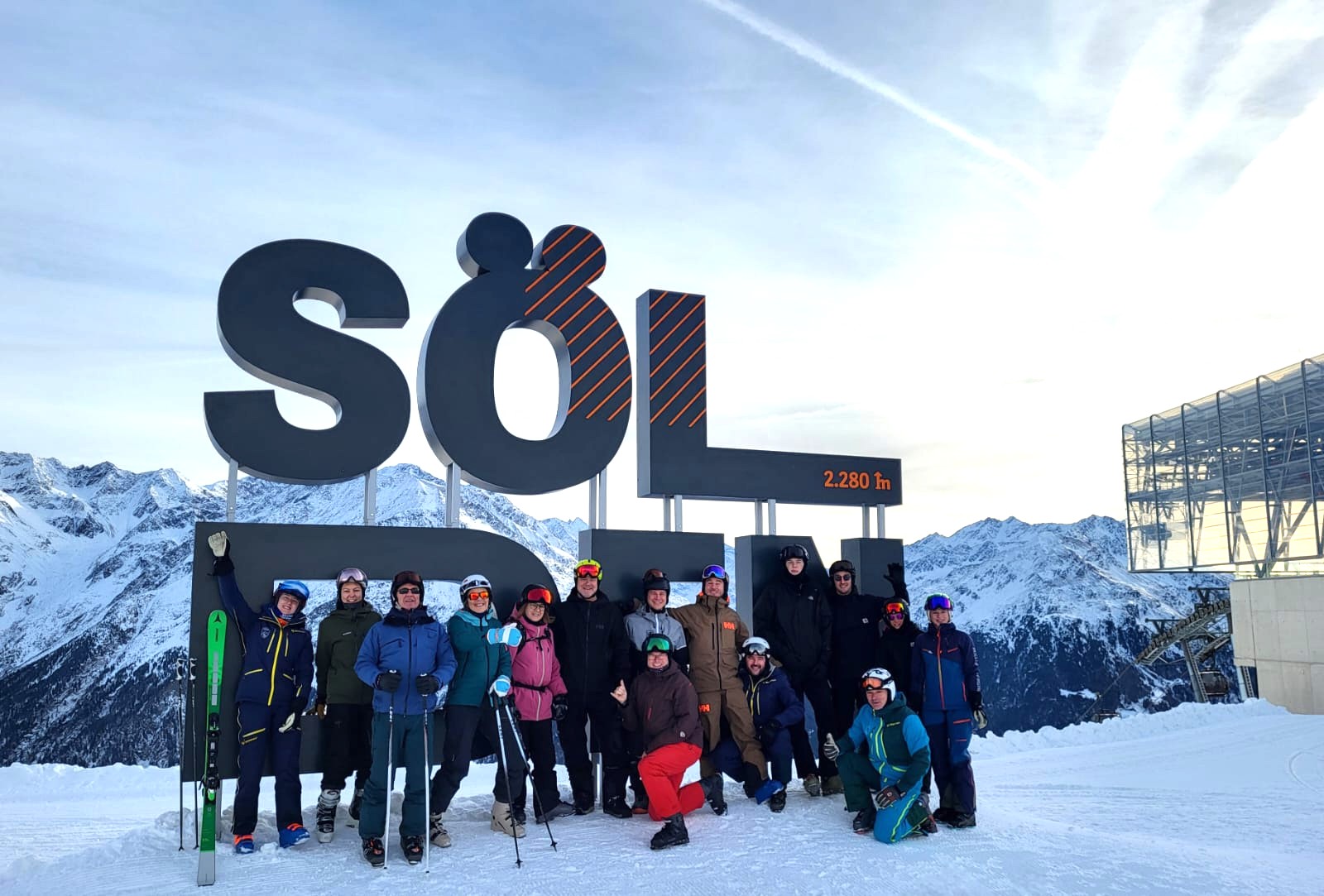 Saisonauftakt Ski Alpin bei besten Bedingungen